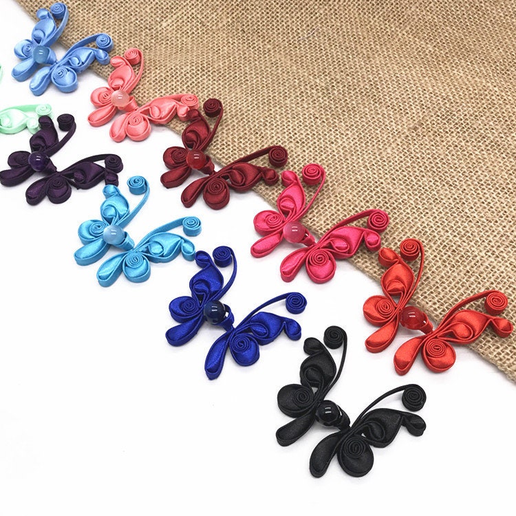Satin Butterfly Knot Button: Cheongsam Sewing Fastener (Pair)