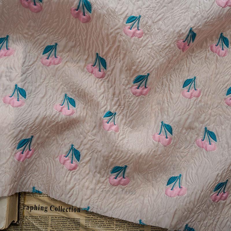 Tissu jacquard cerise rose : tissu 3D de créateur, 140 cm de large