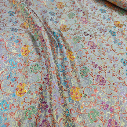 Tissu brocart jacquard à motifs floraux : mélange de soie et de rayonne, style Tang chinois