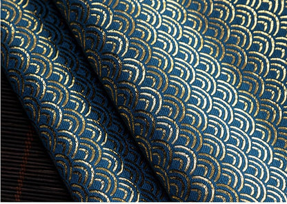 Tissu brocart floral : motif romantique français à écailles de poisson, mélange de soie et de rayonne