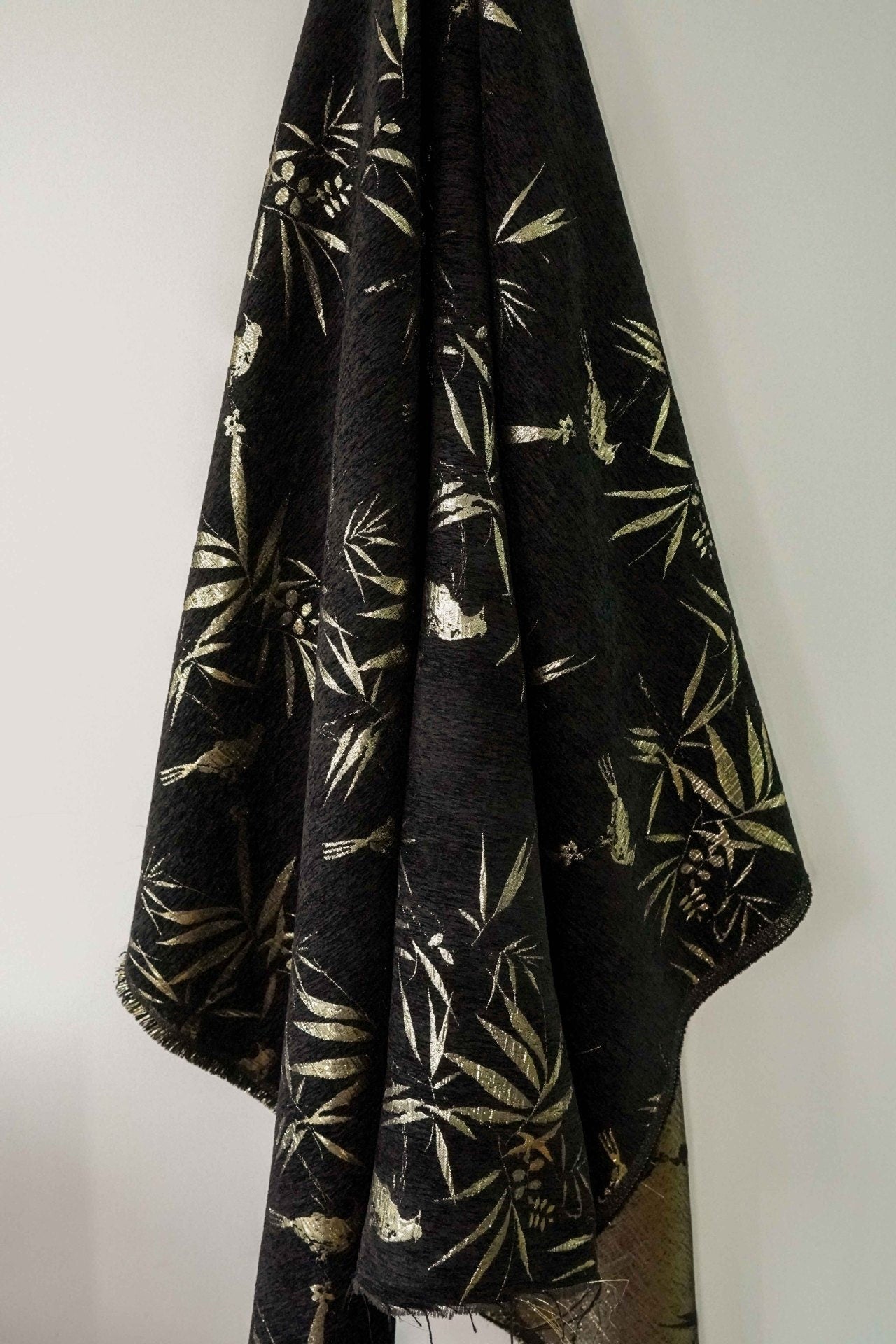 Tissu jacquard bambou doré métallisé : 147 cm de large (ameublement et décoration)