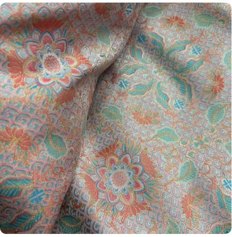 Tissu brocart de soie jacquard Nishijin Ori : costume de mariage japonais, draperie (59 pouces de large)