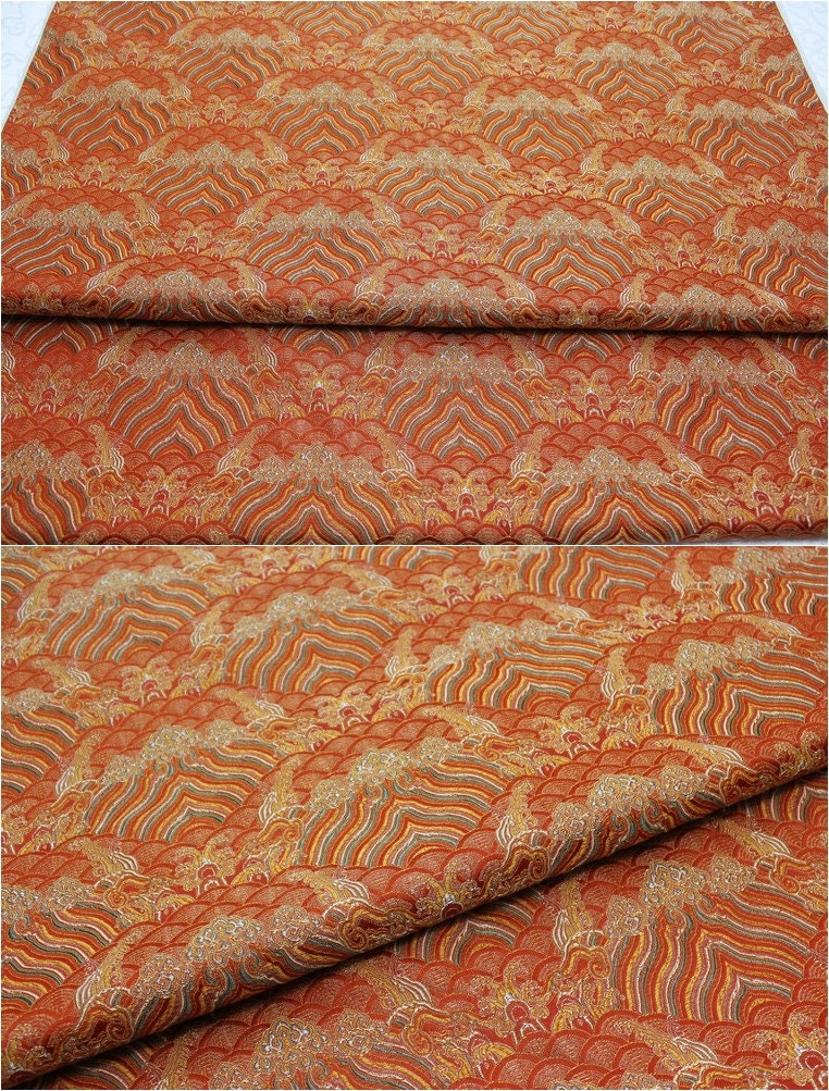 Tissu brocart de soie et rayonne à motif vagues océaniques - 75 cm