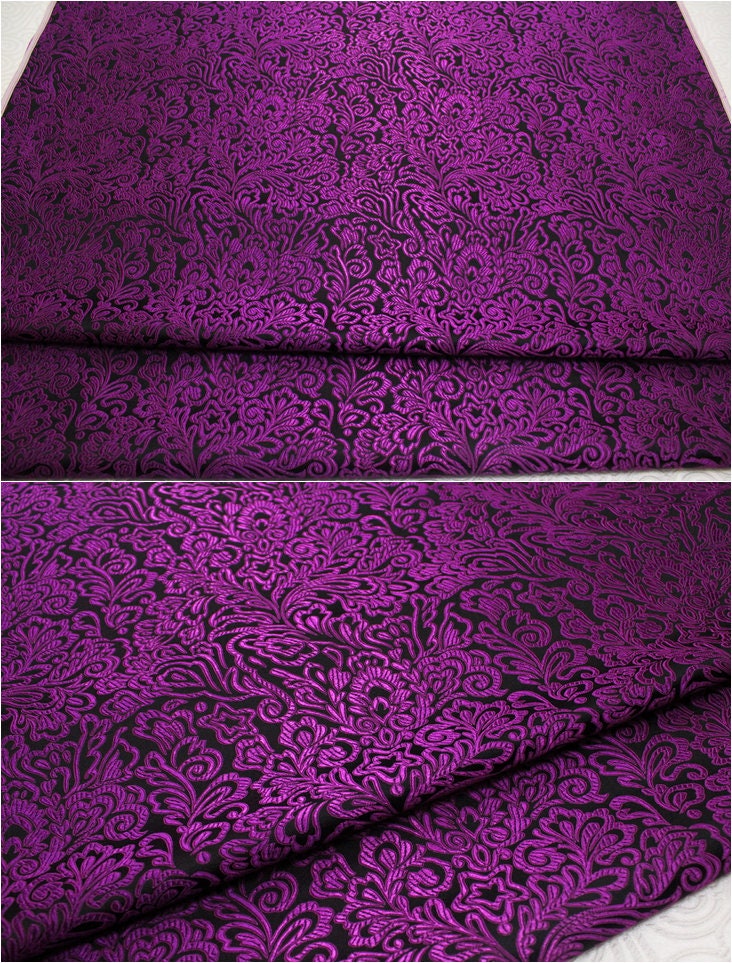Tissu brocart Queue de Phénix : Damas rouge et noir pour coussin Cheongsam (29,5 po L)