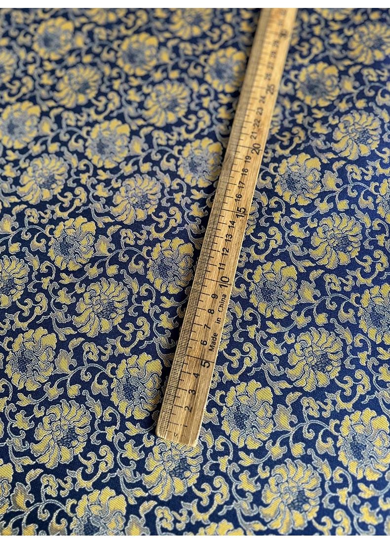 Tissu brocart pivoine : mélange de rayonne bleue et jaune, 140 cm de large