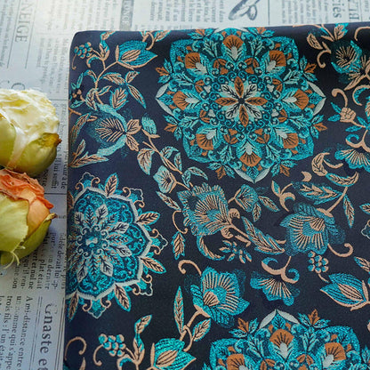 Jacquard floral irisé de luxe avec fils d'or ��� Mode et artisanat Fabr"Large
