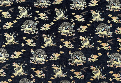 Tissu jacquard chenille à motif cerf : Brocart élégant pour ameublement, costumes et décoration