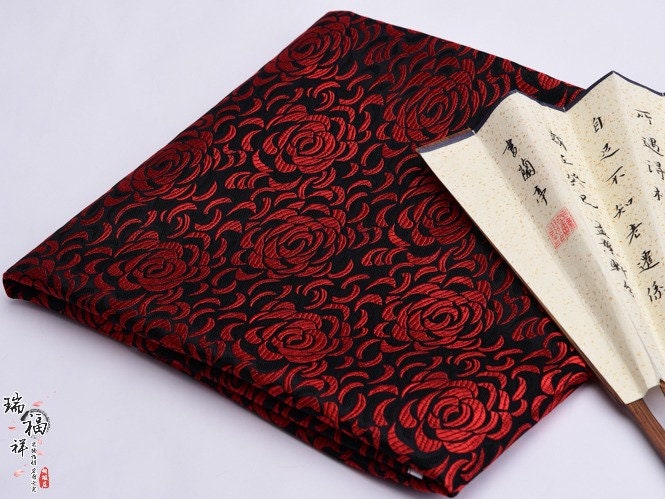 Rose Brocade Fabric: Chinese Style Rayon Qipao Cheongsam Material
