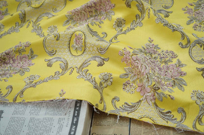 Tissu jacquard brocart style palais rétro : revêtement en polyester de 150 cm de large