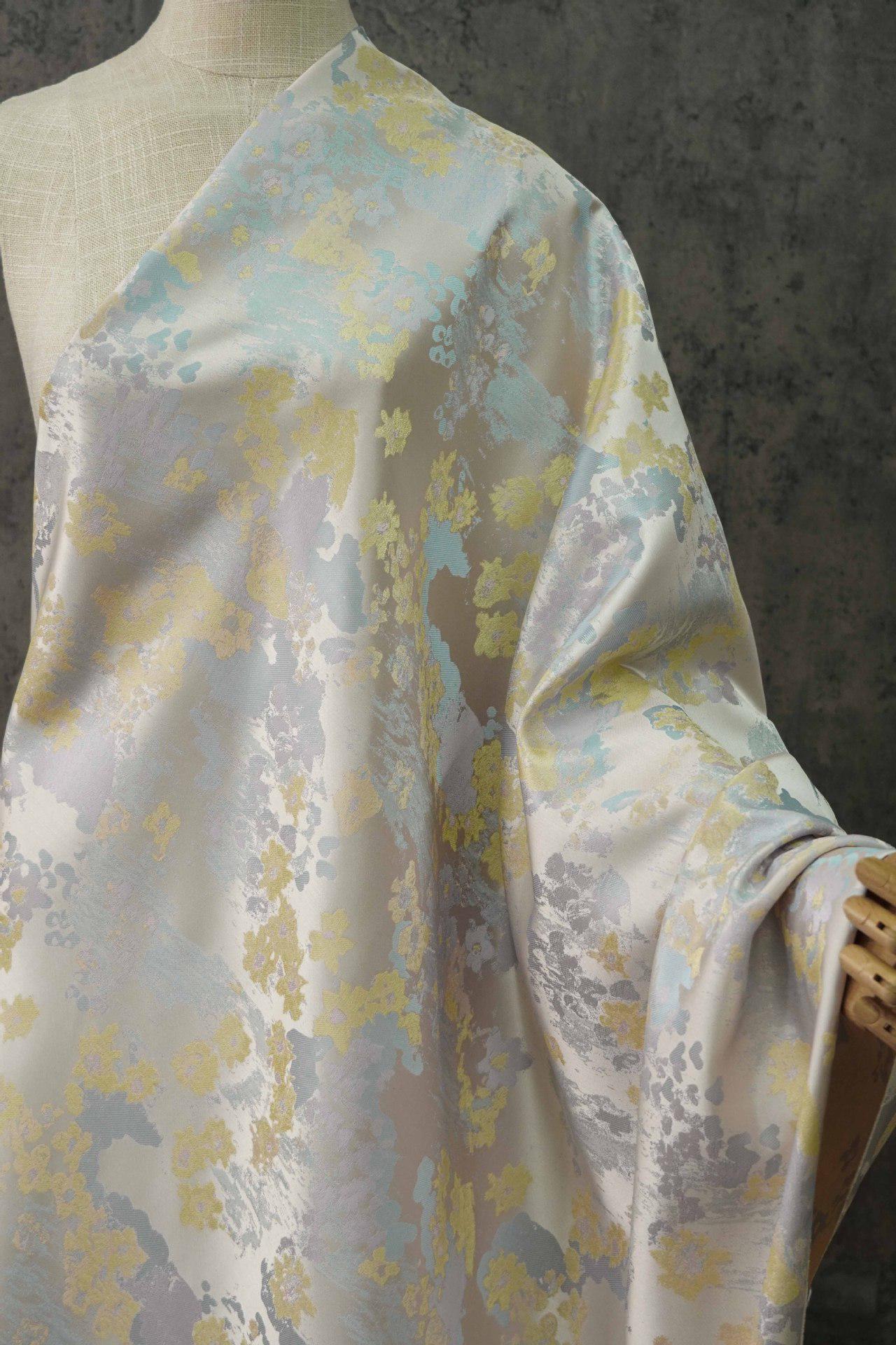 Gold Thread Jacquard Fabric: 3D Oil Painting Texture, 65" Wide
