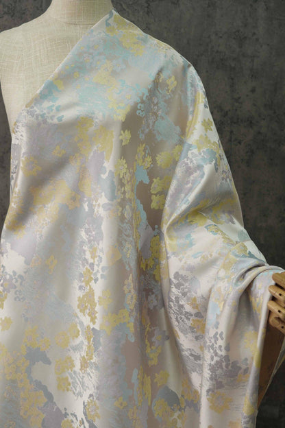 Gold Thread Jacquard Fabric: 3D Oil Painting Texture, 65" Wide