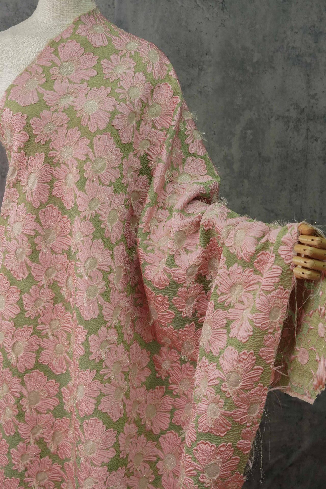 Gold Thread Jacquard Fabric: 3D Embossed Floral Woven Material, 55"W