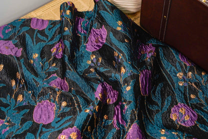 Tissu jacquard à fils dorés : motif tulipe rétro 3D, 142 cm de large