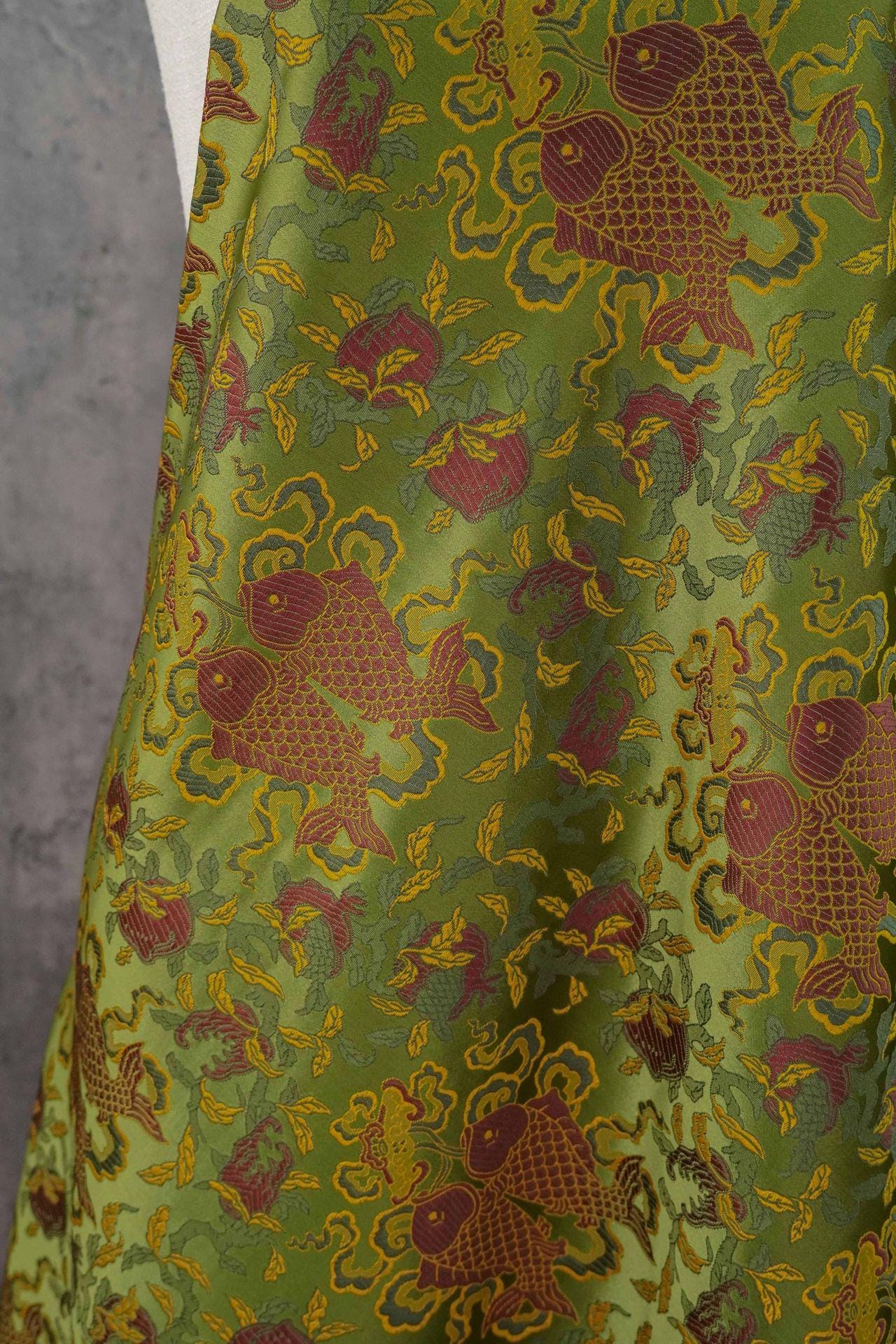 Eight Treasures Double Fish Jacquard Brocade Fabric: Qipao, Hanfu Sewing