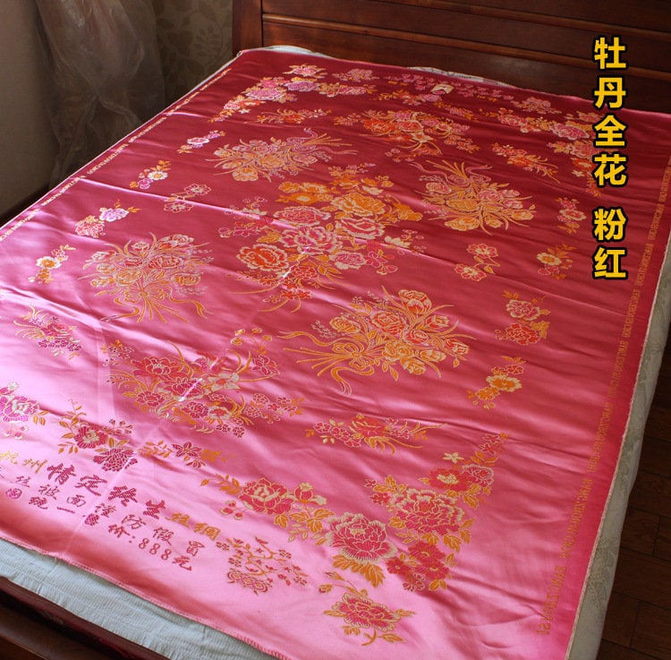 Handmade Silk Brocade Quilt: Chinese Wedding Fabric, Queen/King Size