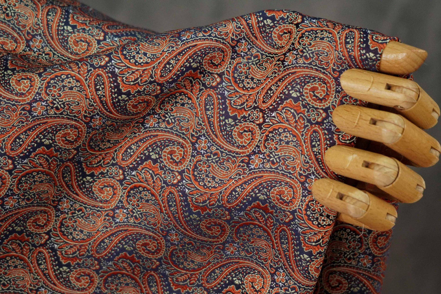 Tissu jacquard à motif cachemire ethnique pour chemises et robes vintage, largeur 65 pouces
