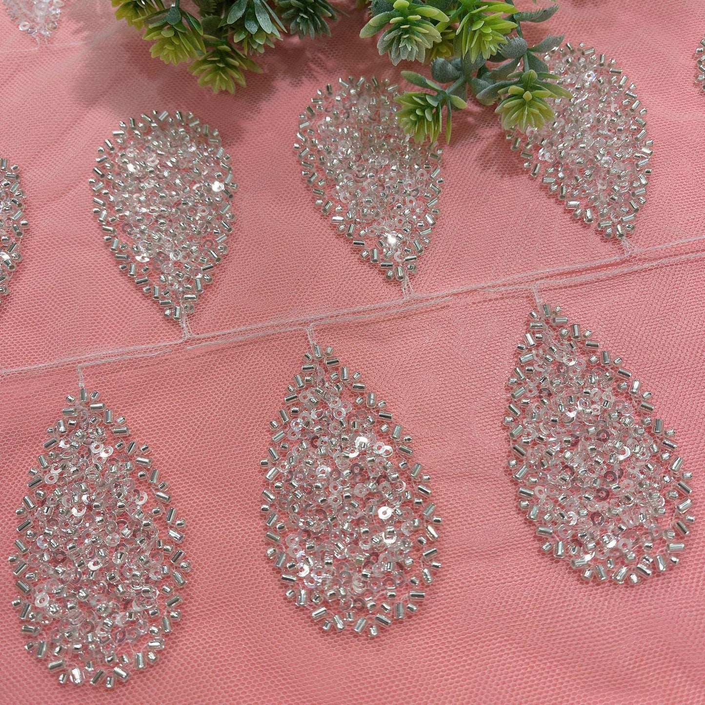 Appliques en dentelle à fleurs pailletées : accessoires de coiffure et de robe de mariée à faire soi-même (2 paires)