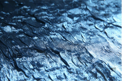 Tissu crêpe ondulé bleu foncé, tissu plissé 3D de créateur, largeur 39 pouces
