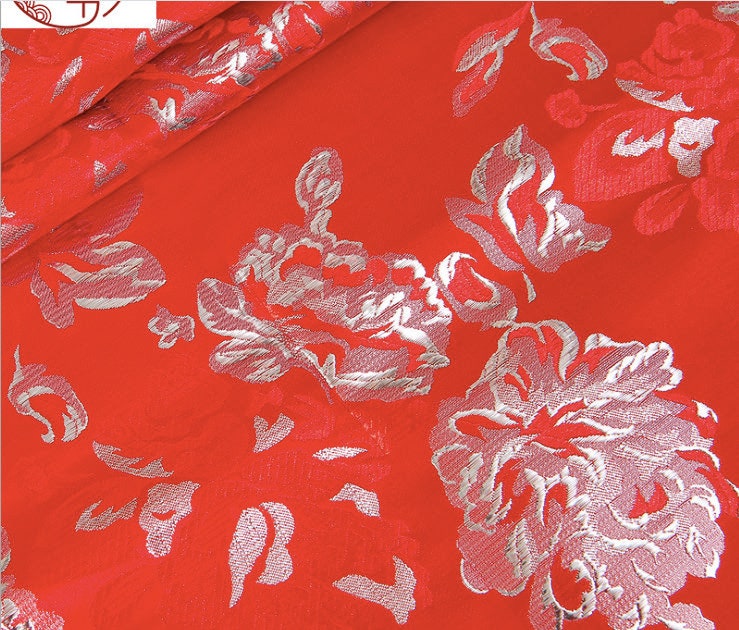 Floral Metallic Jacquard Brocade Fabric: 59"W Silk Rayon Damask