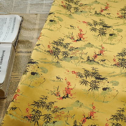 Tissu satiné brocart damassé doré : tapisserie florale, 152 cm de large