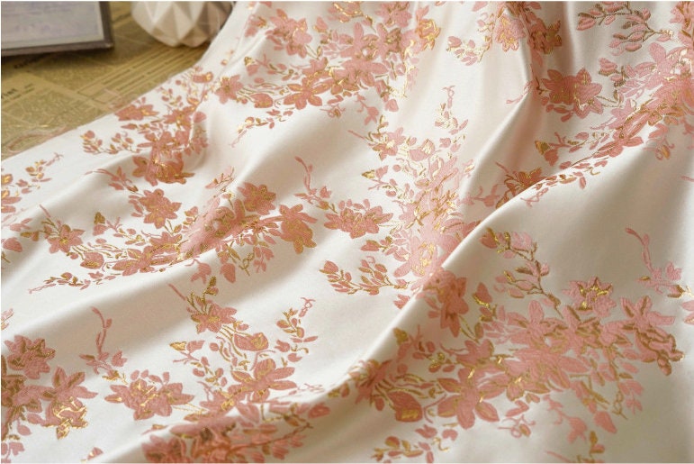 Gold Thread Floral Jacquard Fabric: 3D Texture Upholstery, 58"W