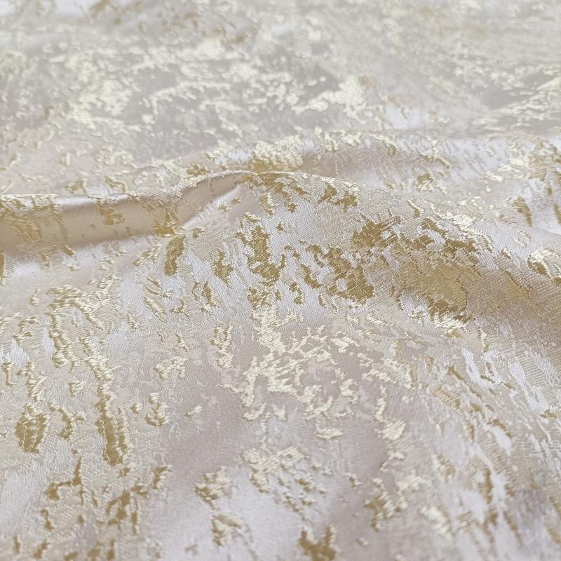Tissu jacquard à texture 3D métallisée - Blanc doré, 140 cm de large