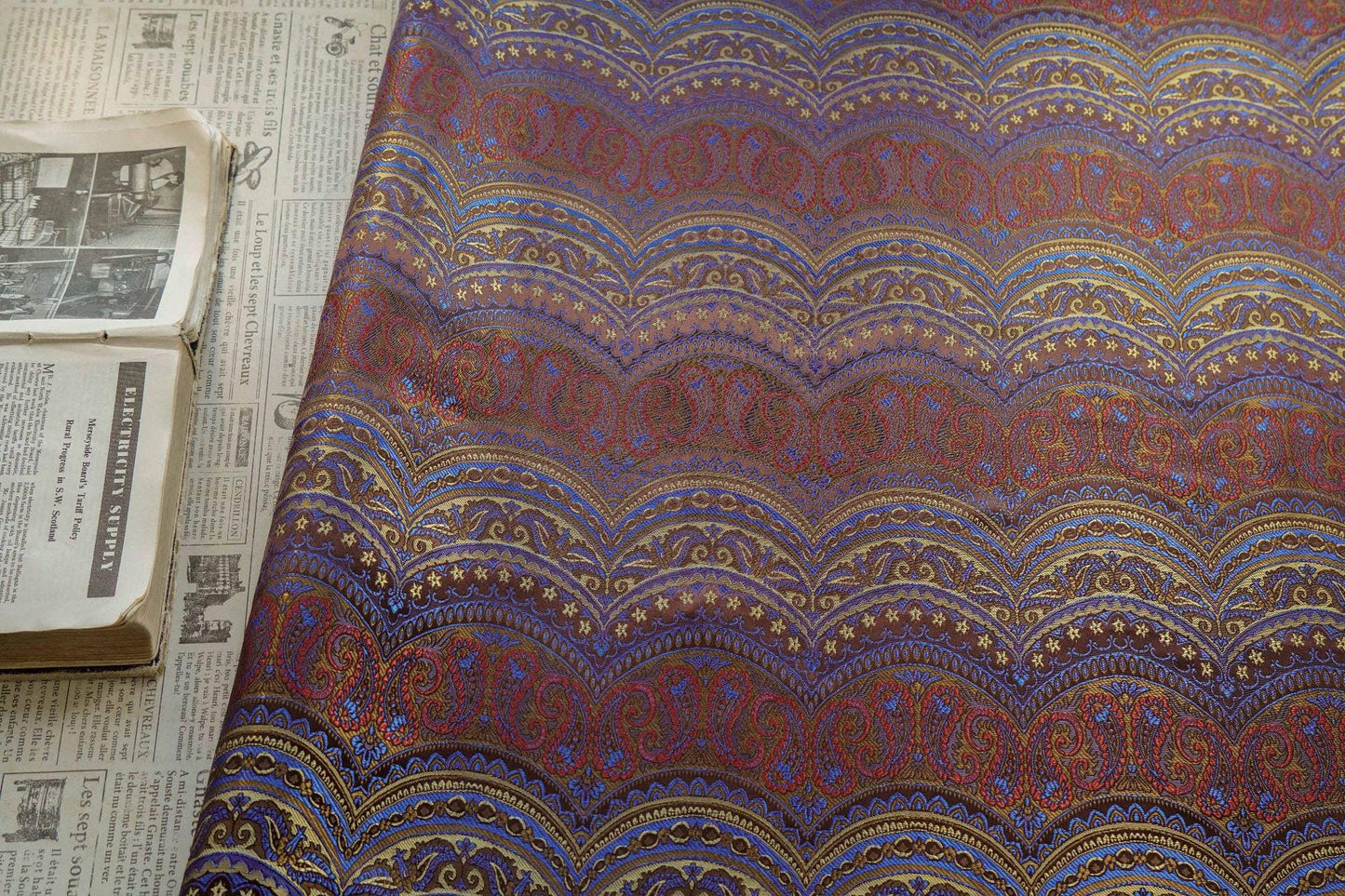 European Artistic Paisley Jacquard Fabric ��� Luxury Upholstery & Fashion Texti"Wide