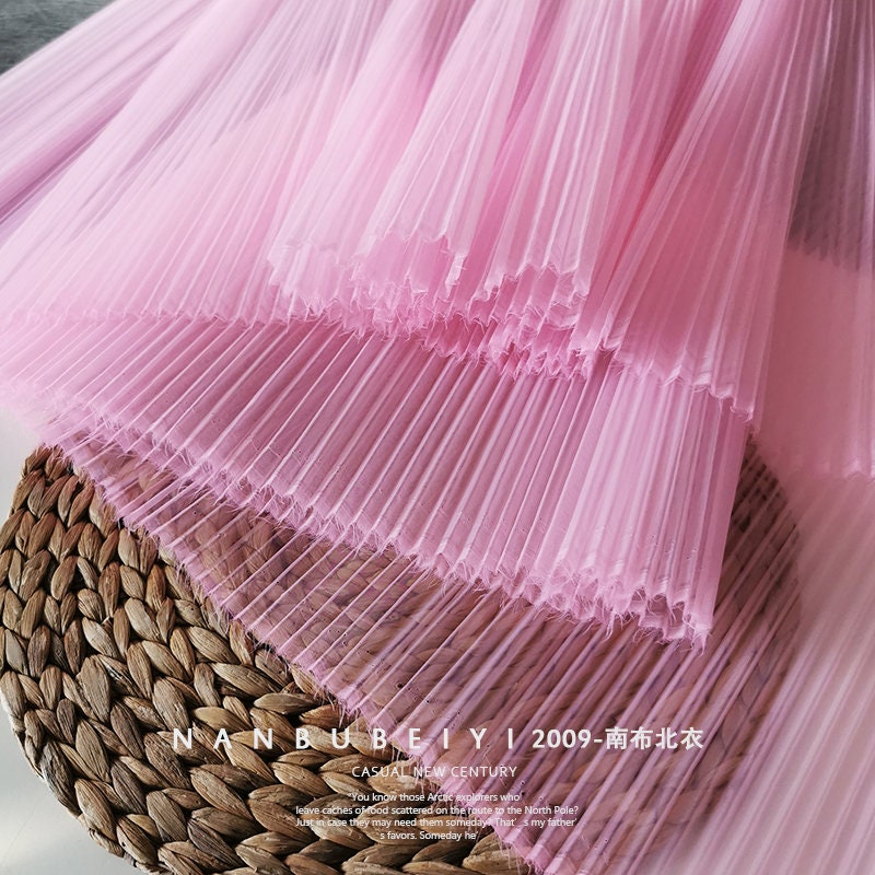 Pleated Organza Fabric: 59" Wide Stiff Texture for Gowns & Crafts