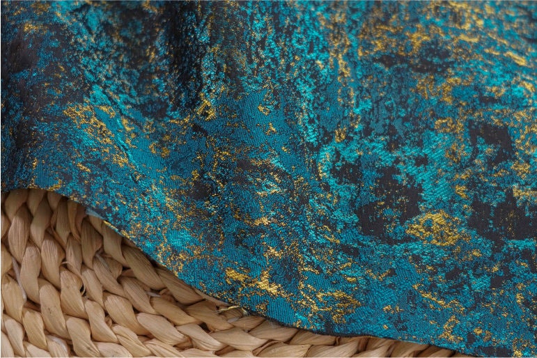 Tissu jacquard bleu paon galaxie : ameublement, costumes, décoration - 160 cm de large