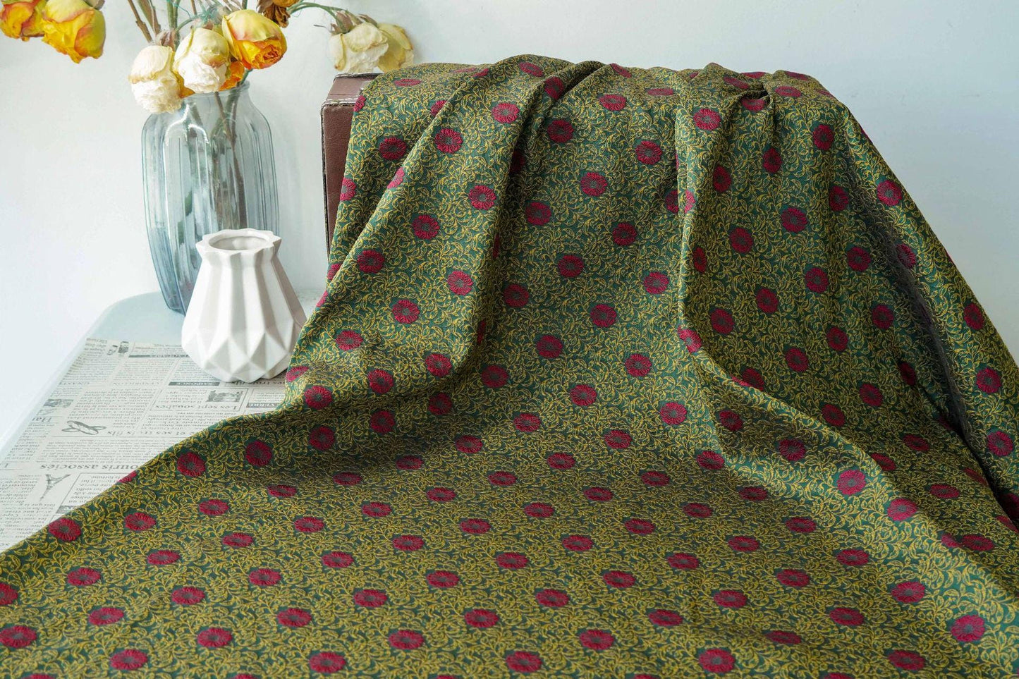 Tissu jacquard floral baroque en relief, brocart de style palais pour ameublement, largeur 63 pouces