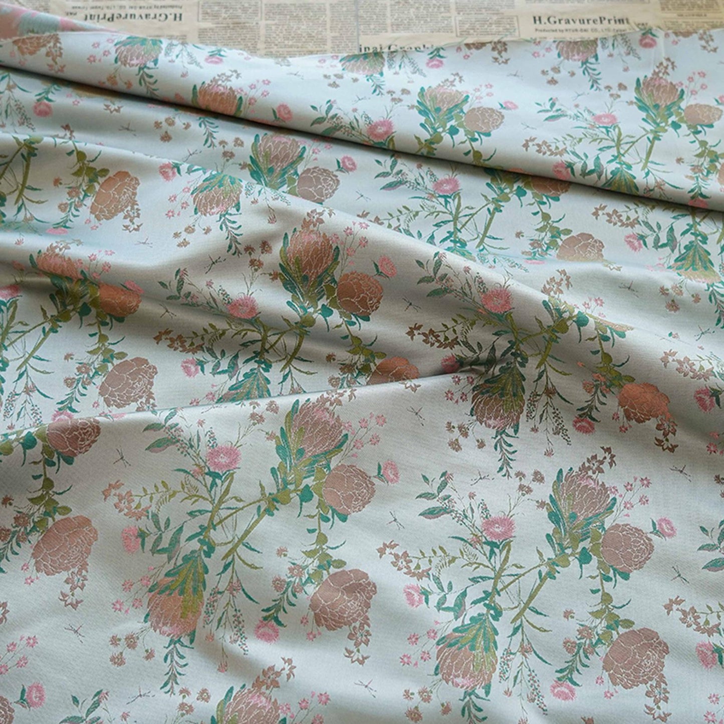 Floral Brocade Jacquard Fabric: Retro Palace Style Gold Thread (By The Meter)
