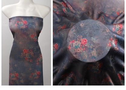 Tissu satiné imprimé à motifs floraux : mélange de rayonne style vintage, 150 cm de large