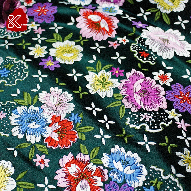 Tissu brocart à motif de pivoines : style chinois, largeur 75 cm