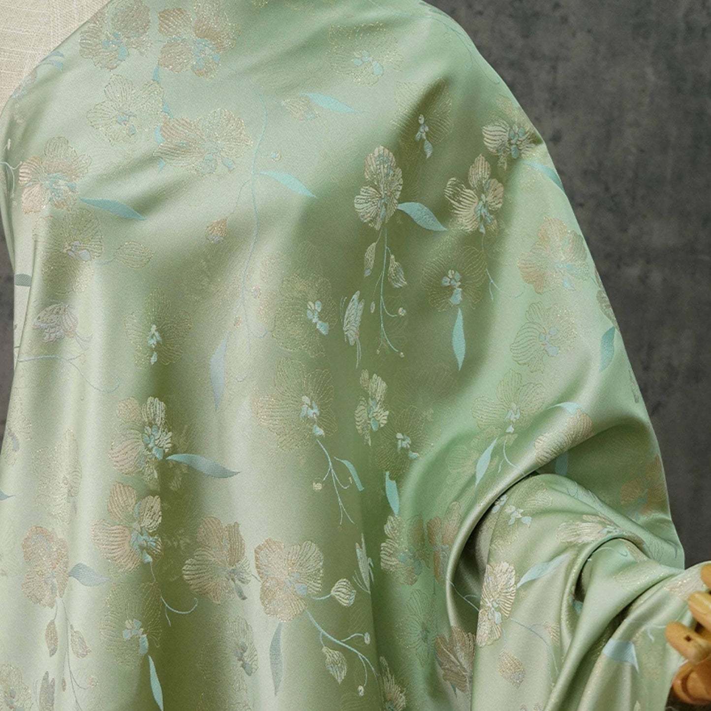Tissu brocart à motifs floraux : Damas de soie Song 55 pouces, pour costumes et décoration - Vendu au mètre