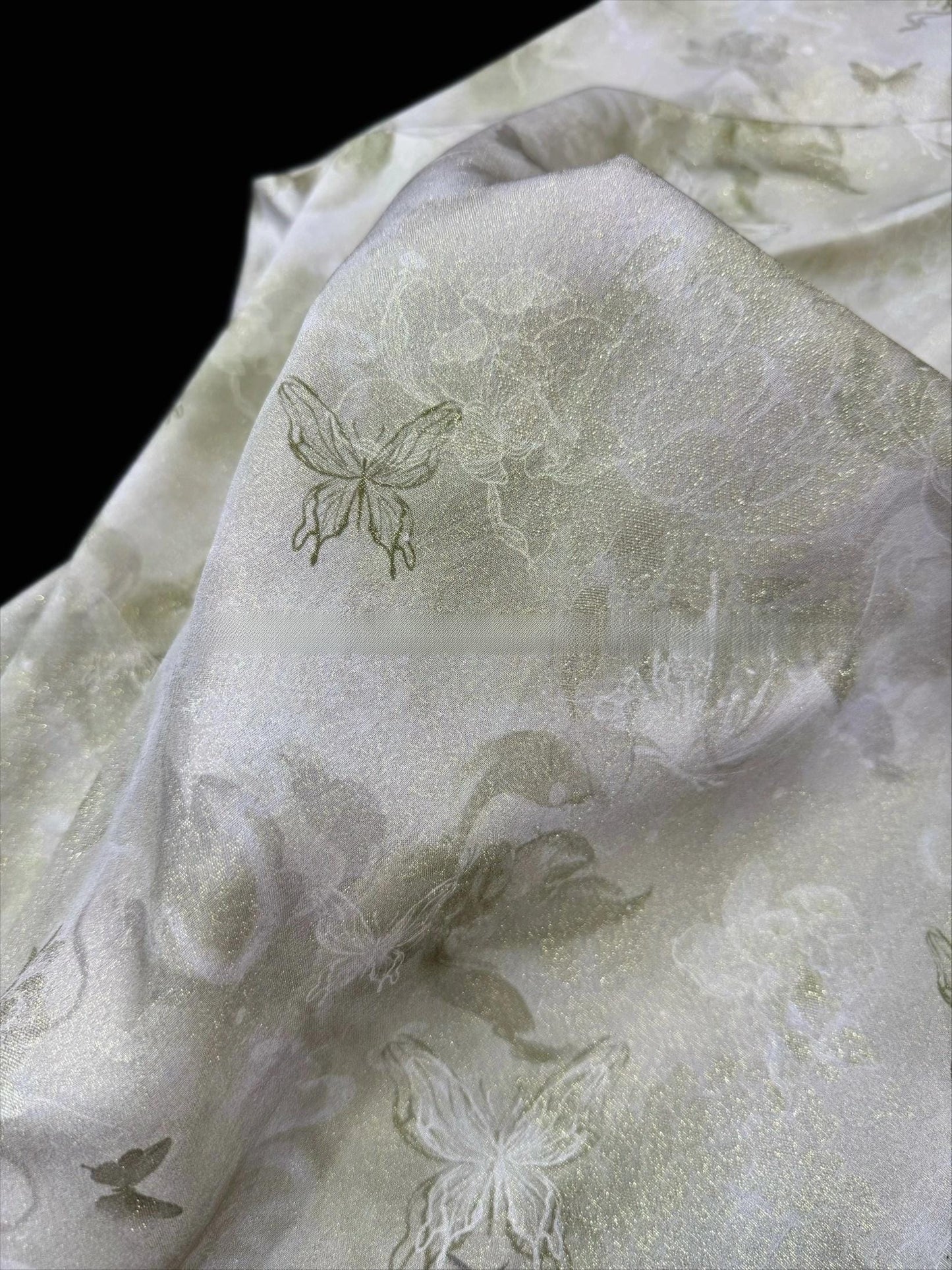 Tissu jacquard en rayonne à motif médaillon chinois et feuille d'or métallisée
