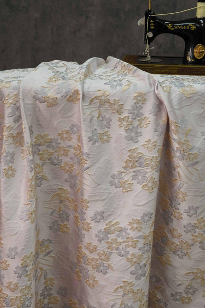 Gold Thread Floral Jacquard Fabric: 3D Foil Texture (63"W)