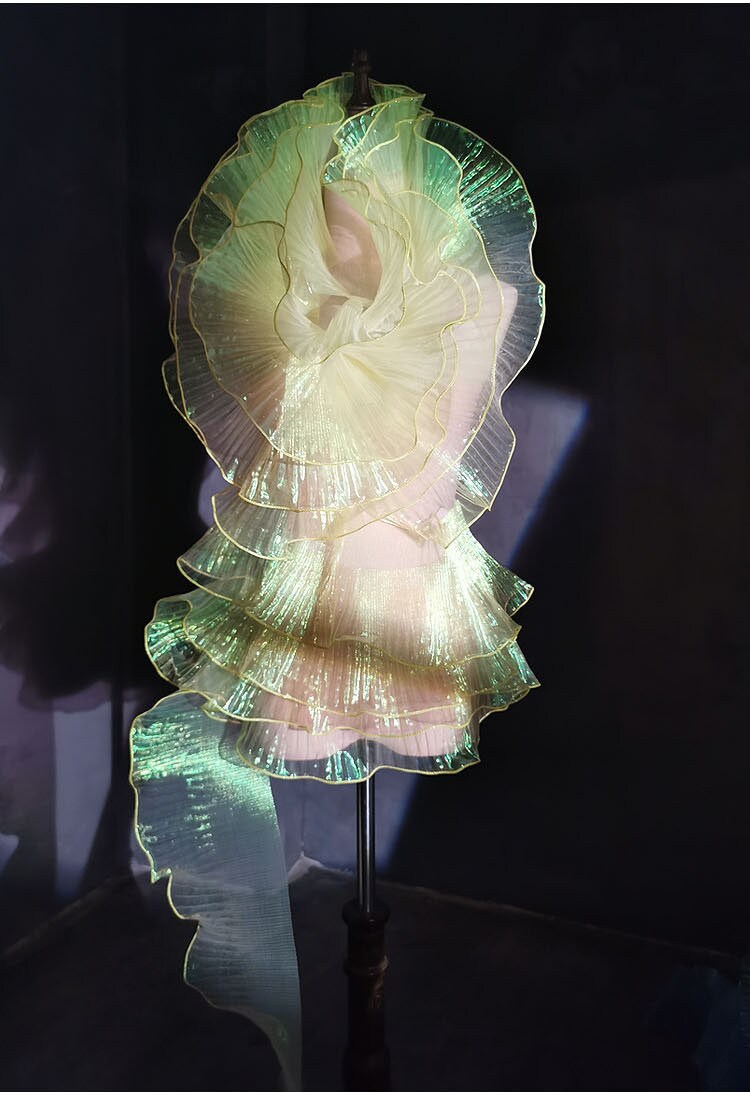 Pleated Ruffle Organza Fabric: 3D Folds, Stiff Texture - 5.9" Wide