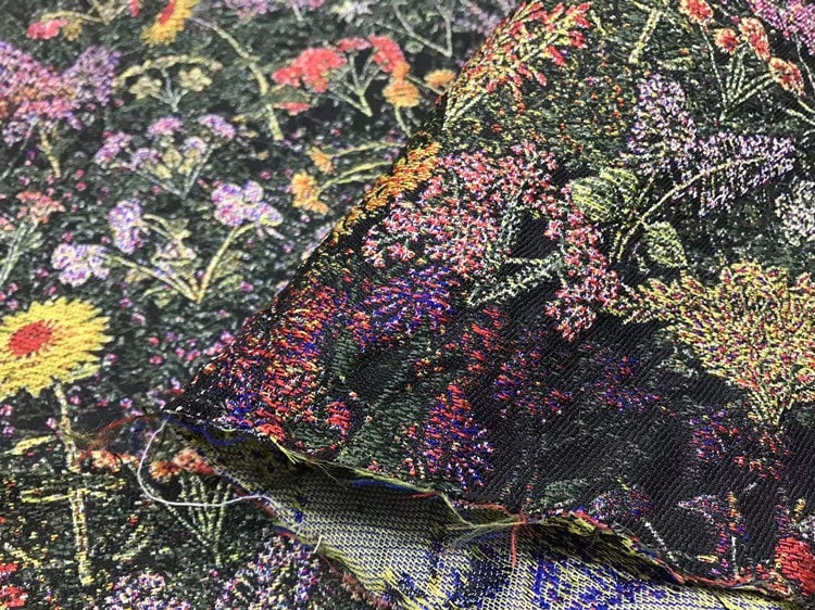 Tissu jacquard à motif floral : texture peinture à l’huile 3D, largeur 140 cm (55 po), vendu au mètre