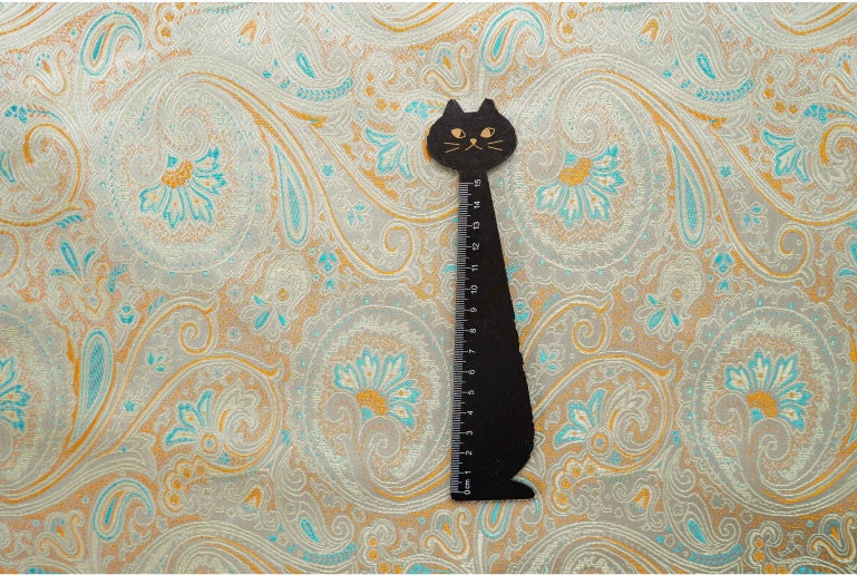 Tissu brocart Queue de Phénix : matériau de couture en rayonne de 150 cm de large