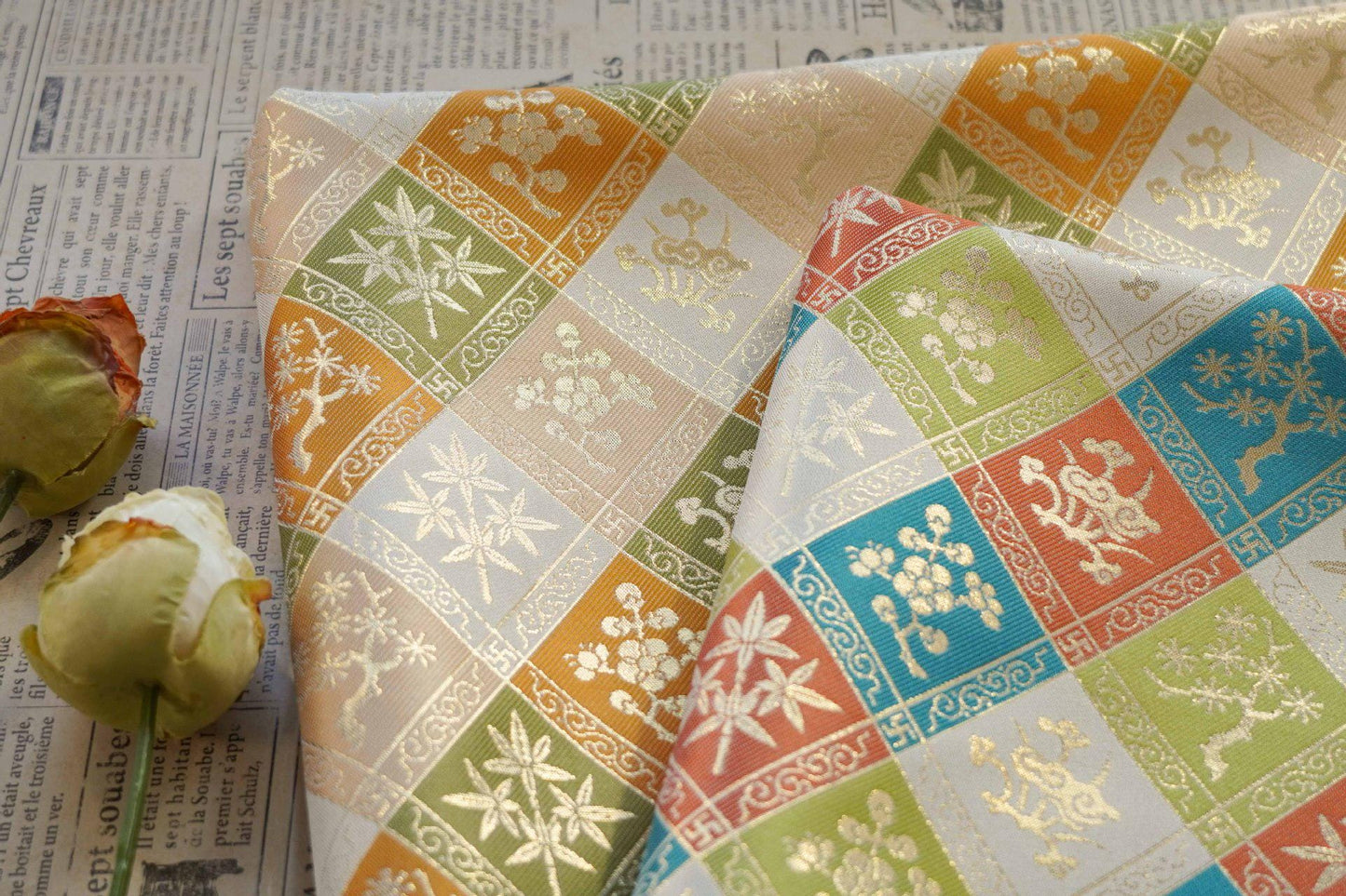 Jacquard Hanfu Fabric: Gold Weaving Ethnic Paddy Field Pattern, 59"W