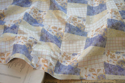 Tissu jacquard à motif floral : polyester réversible en relief 3D, 140 cm de large