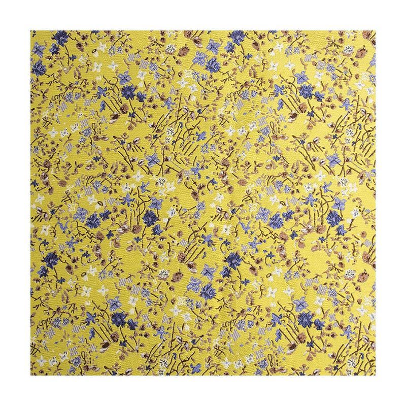 Tissu jacquard à motifs floraux : rayonne polyester gaufrée réversible, 150 cm de large