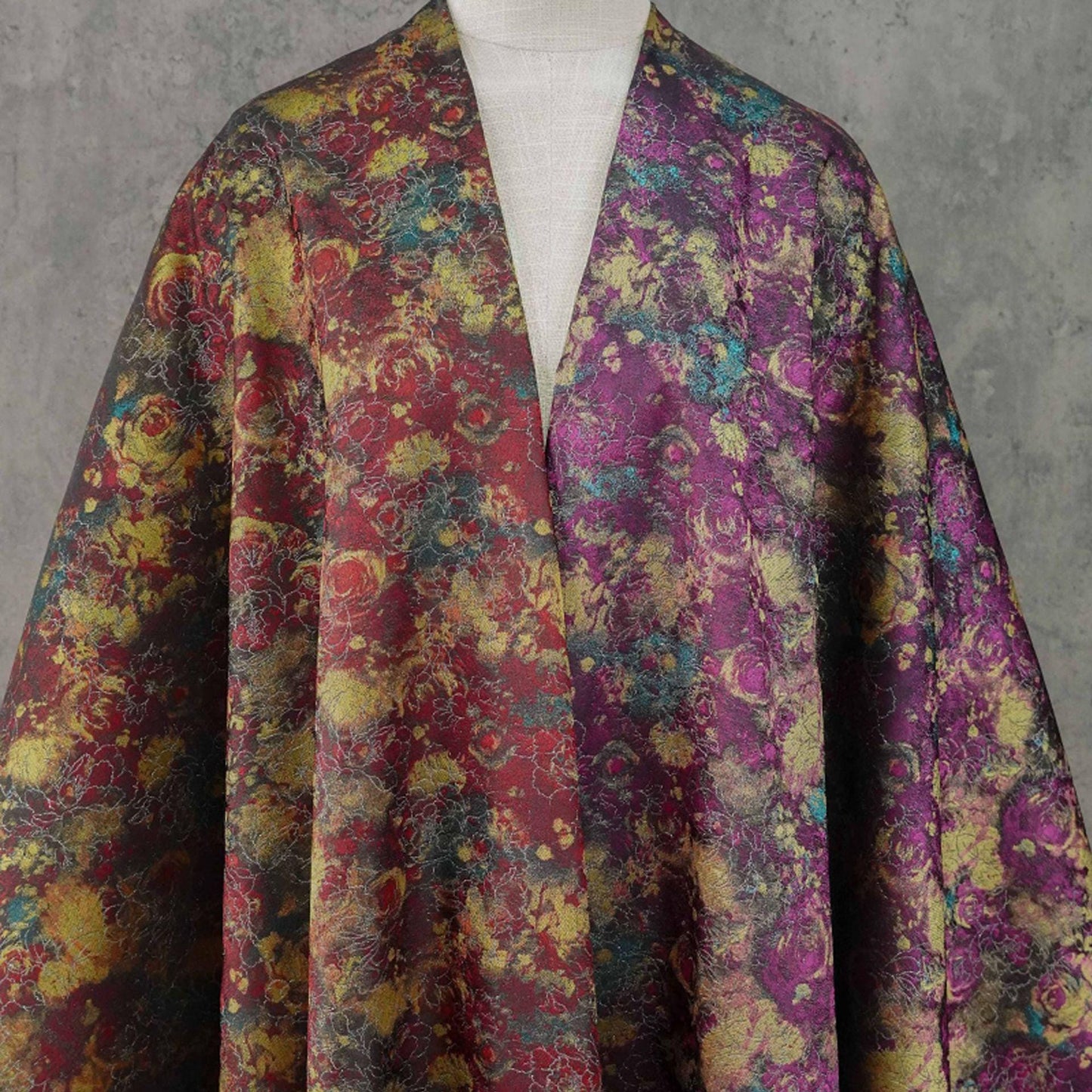 Tissu brocart jacquard à motif floral : tissu tissé de style chinois (60 pouces de large, au mètre)