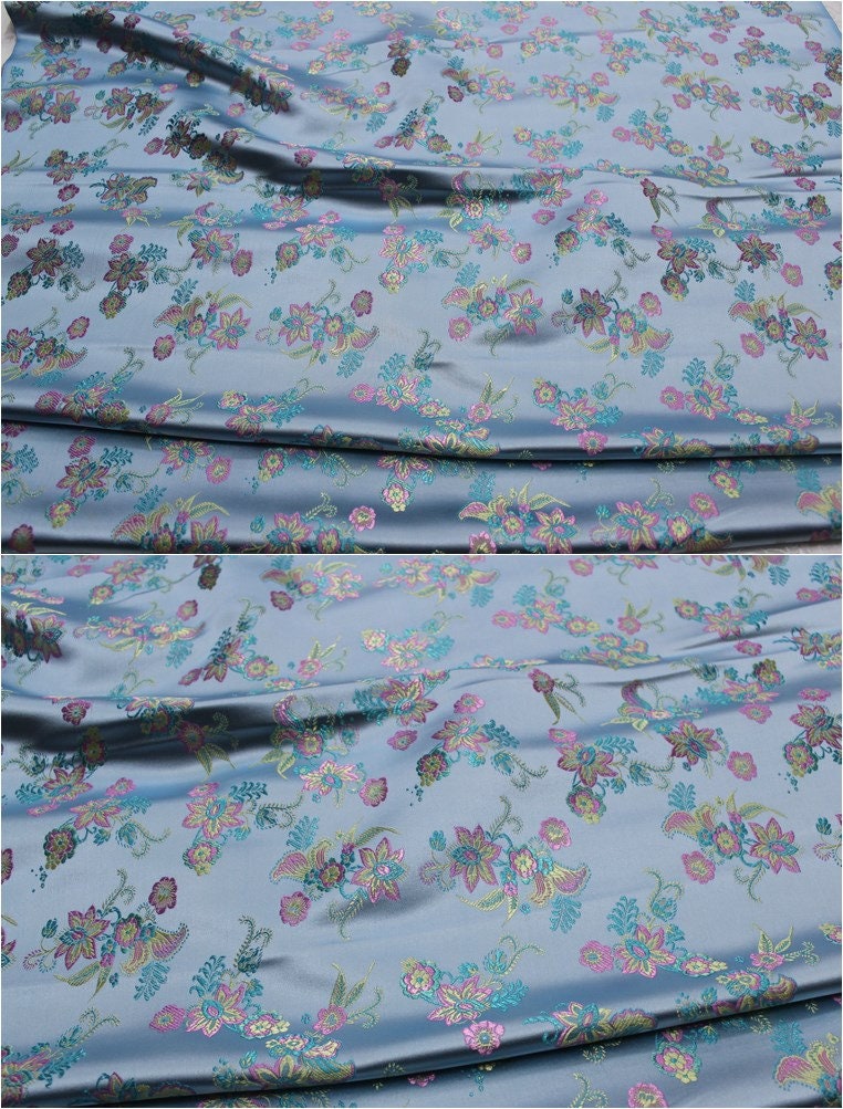 Tissu brocart à motifs floraux : mélange de soie et de rayonne, largeur 75 cm