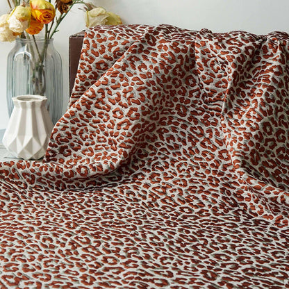 Tissu d'ameublement jacquard léopard : damas en polyester gaufré 3D, 168 cm de large