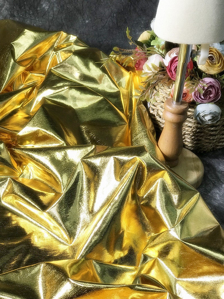 Tissu tricoté métallisé or brillant : Cosplay, costume, sac à main - Largeur : 140 cm