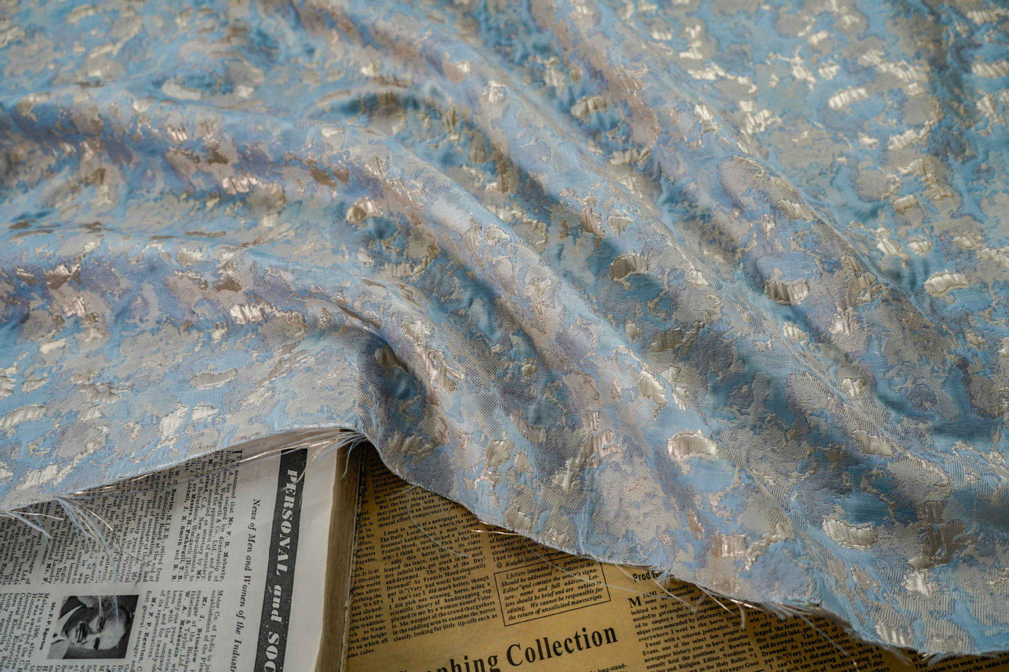 Gold Thread Jacquard Fabric: 3D Oil Painting Texture, 59" Wide - By The Meter