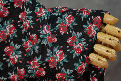 Tissu jacquard à motif floral : design rétro 3D, largeur 142 cm (56 po) - Vendu au mètre