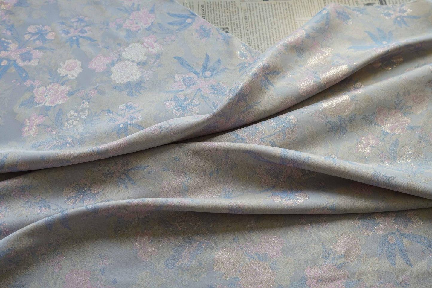 Gold Thread Floral Brocade Fabric: 63"W Chinese Jacquard Damask