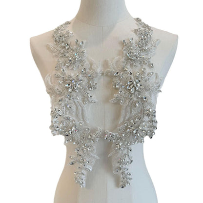 Appliqué de diamants cousu à la main : accessoire pour robe de mariée